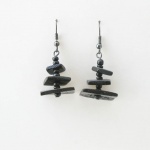 nau 525 Náušnice-černá