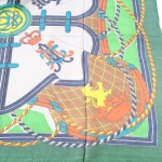 259 3a Šátek-detail