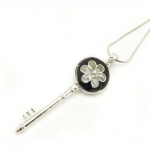 nah 651 Náhrdelník- stříbrná