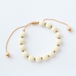 nar 427 Náramek- smetanová