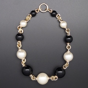 nah 934 Náhrdelník- černá/bílá