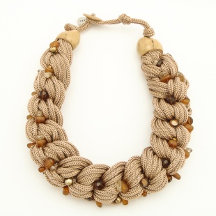nah 692 Náhrdelník- sv.hnědá