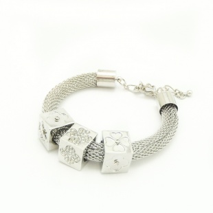 nar 650 Náramek- stříbrná